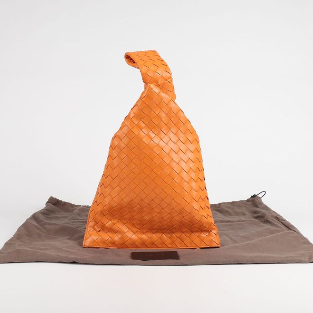 Intrecciato Bv Twist Tote Bag
